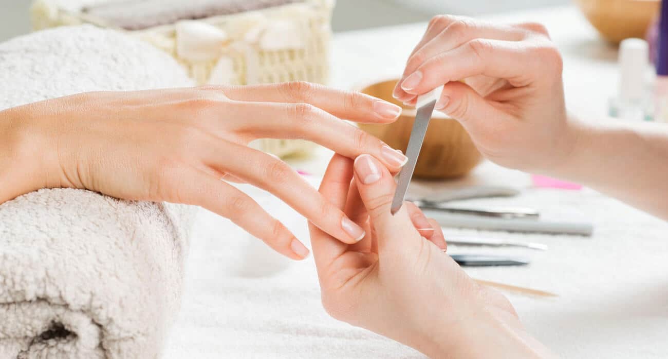 Scopri di più sull'articolo Manicure Curativa